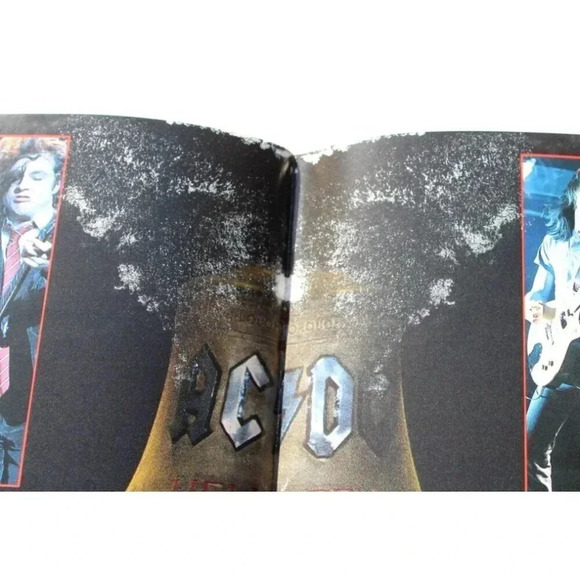 Vintage AC/DC: Official Fly on the Wall World Tour 1986 Concert Program Book - Picture 4 of 7